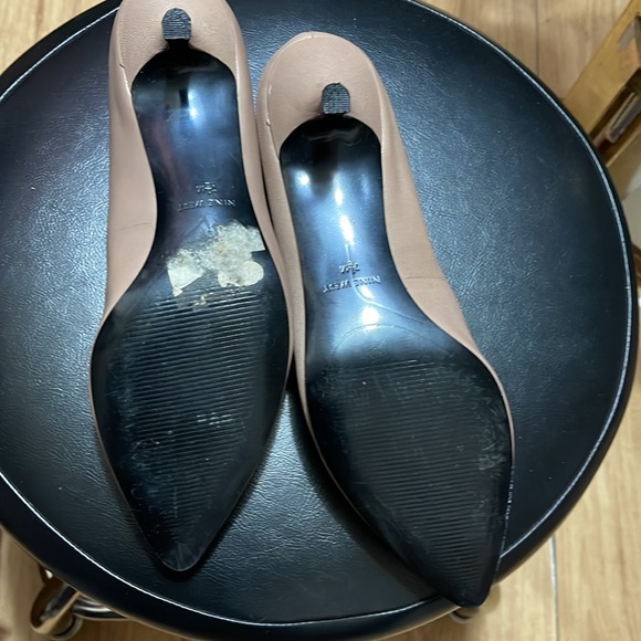 NINE WEST heels - Picture 6 of 7